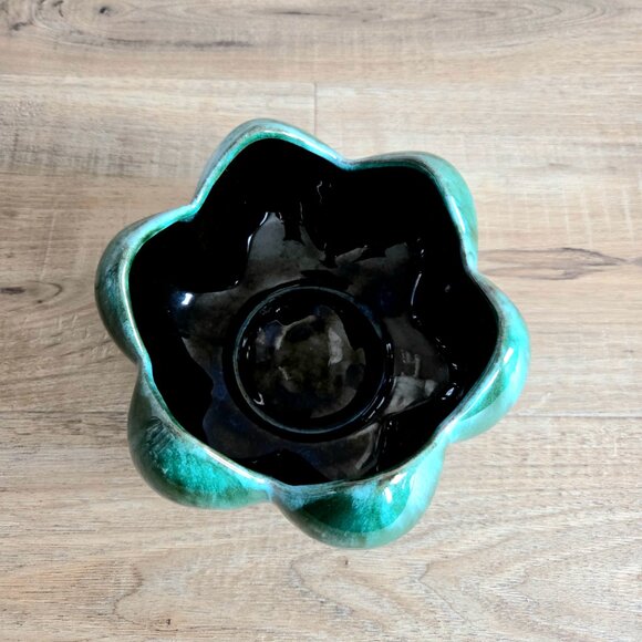 Vintage Blue Pottery Canada ceramic lotus bowl/planter. - Picture 3 of 5